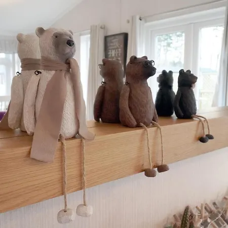 Hollicarrs - Long Lane Gerendaház *