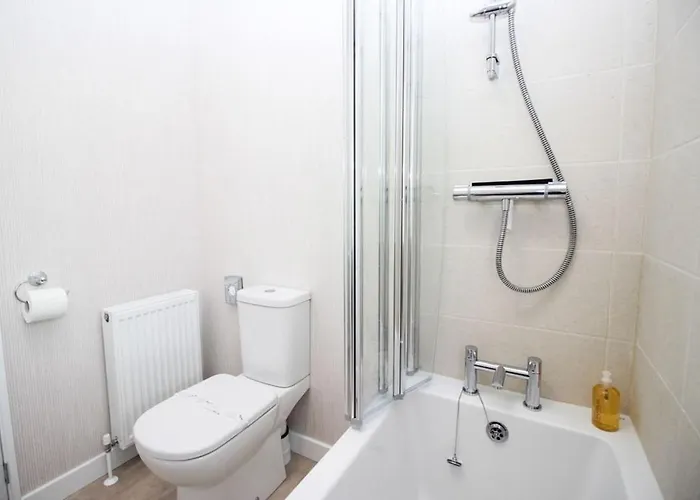 Alojamento de Turismo Selvagem Hollicarrs - Long Lane