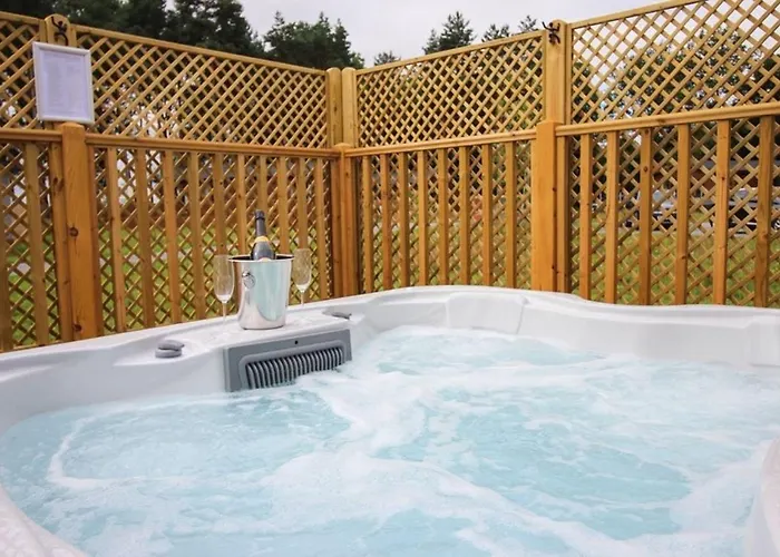 Alojamento de Turismo Selvagem Hollicarrs - Long Lane York