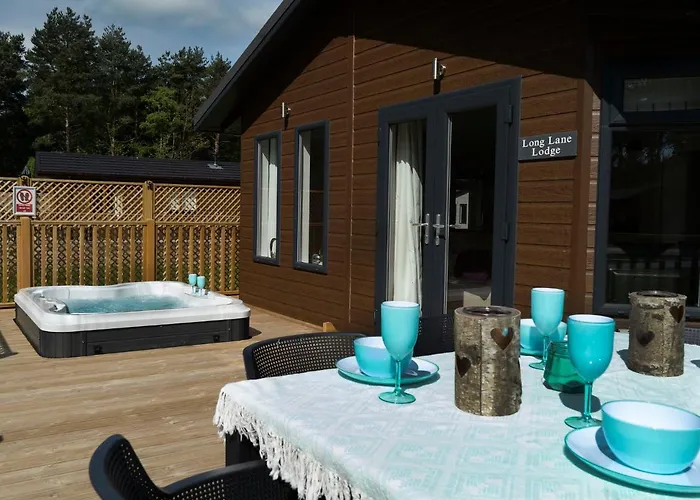 Lodge Hollicarrs - Long Lane